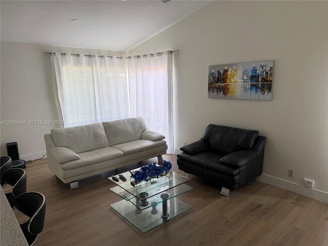 Building Photo - 8611 NW 51st Ct