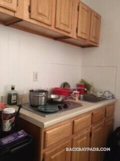 Building Photo - 272 Newbury St