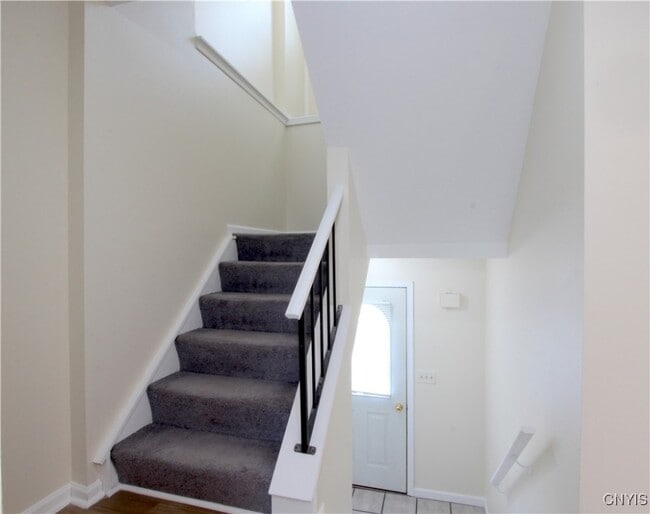 Building Photo - 8394A Shallowcreek Rd