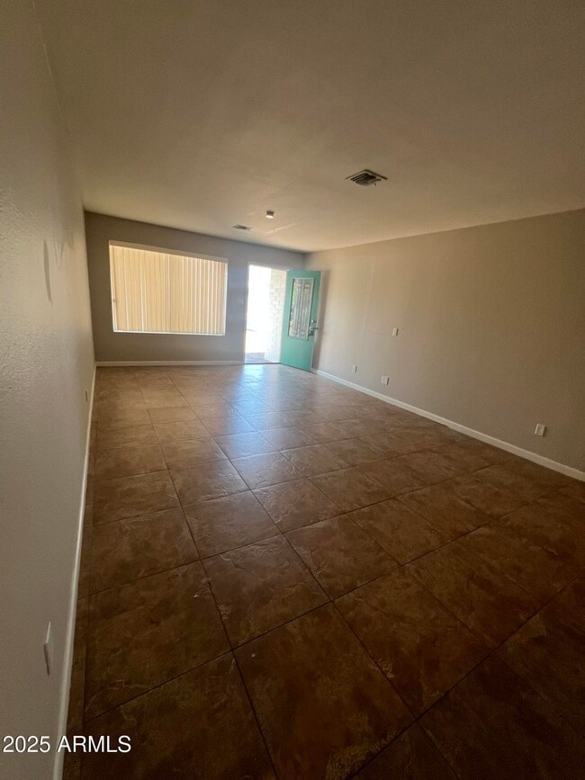 Building Photo - 233 E Huntington Dr