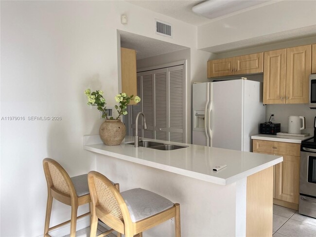 Building Photo - 10160 SW 88th St