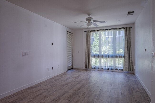 Building Photo - 5501 DeMarcus Blvd