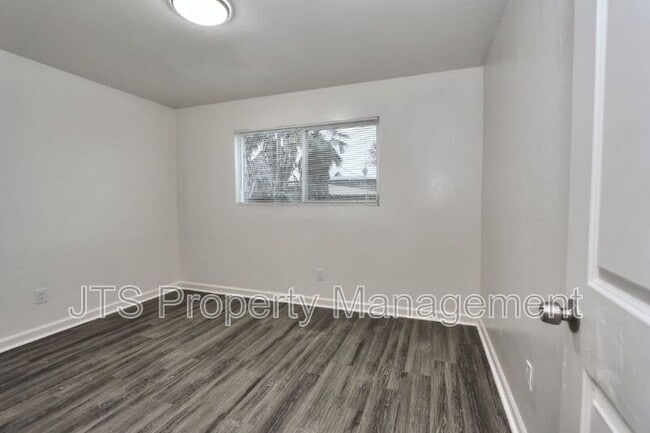 Building Photo - 2840 Sweet Way