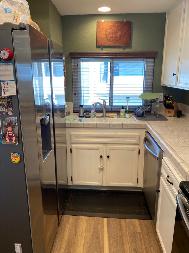 Building Photo - 3705 Balboa Terrace