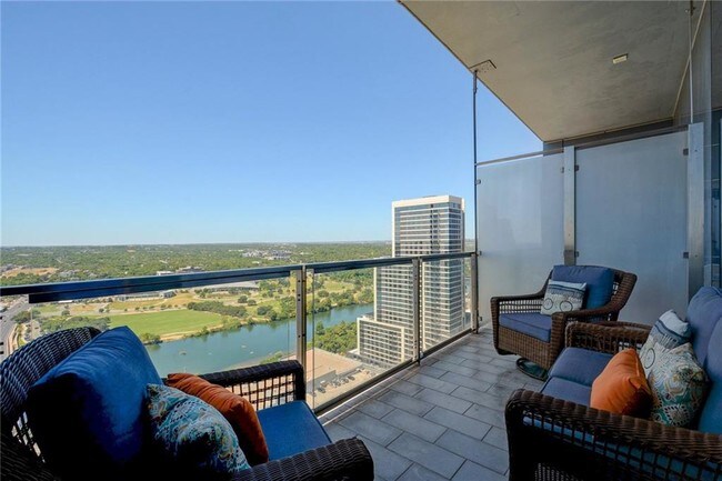 Building Photo - 210 Lavaca St