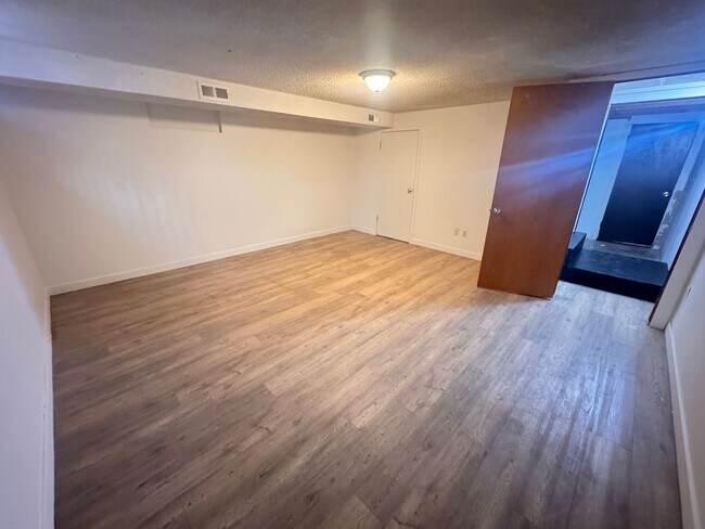 Building Photo - Welcoming 3 Bed, 1 Bath Home in Spokane *SPECIAL: $500 OFF!*