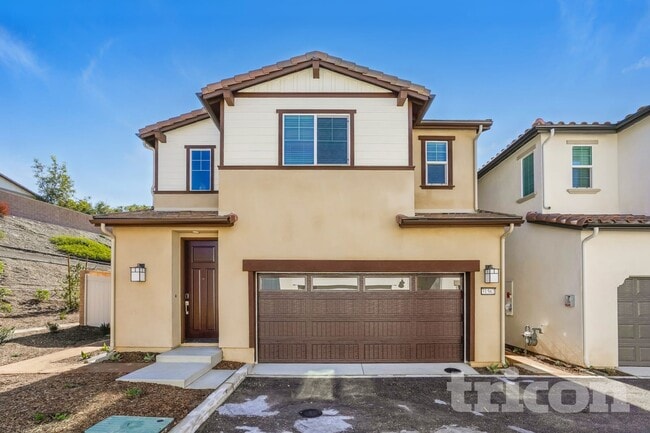 Building Photo - 31562 Dwight Dr
