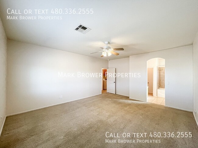 Building Photo - 2458 W Skyline Ln