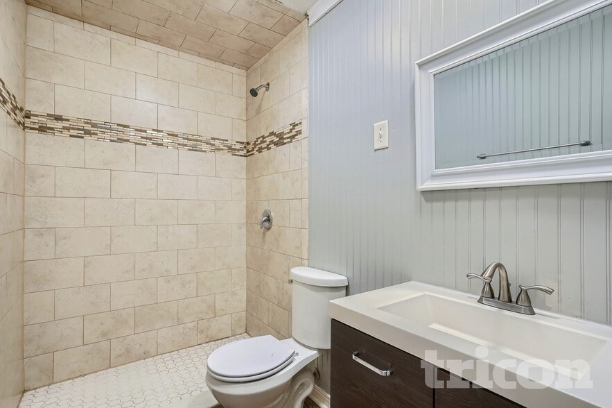 Building Photo - 1601 N Wills St