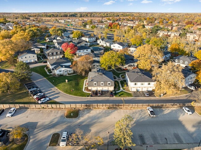 Building Photo - 2125 N Ginger Creek Dr