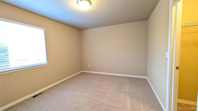 Building Photo - 6767 Sandyford Lane