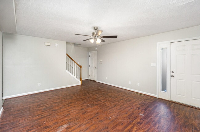 Building Photo - 306 Alex Ln