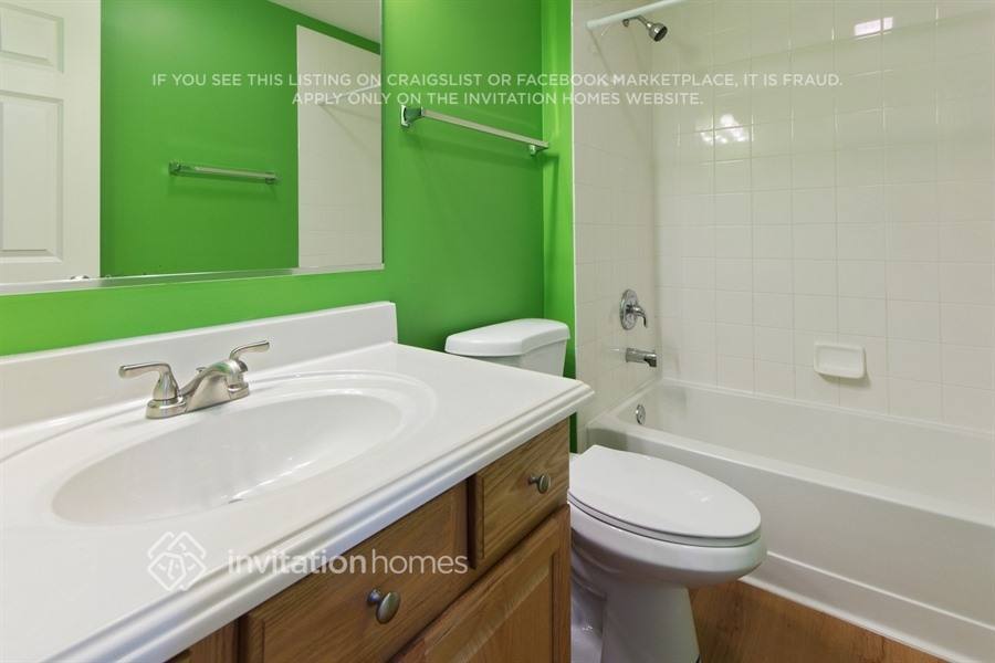 Building Photo - 1415 Baltz Dr