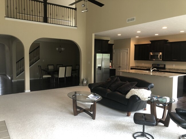 Building Photo - 6581 W Black Tail Way