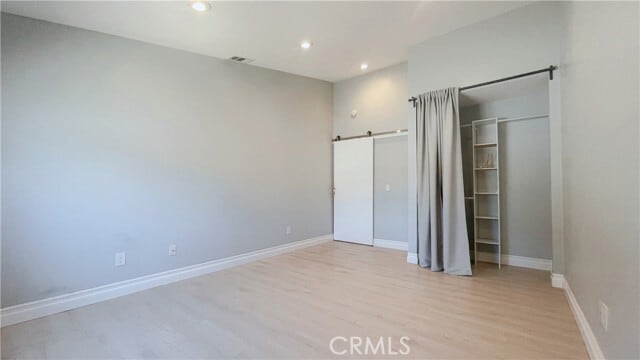 Building Photo - 2470 Saratoga Ln