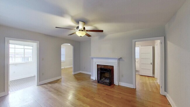 Building Photo - 1506 Pendleton Rd