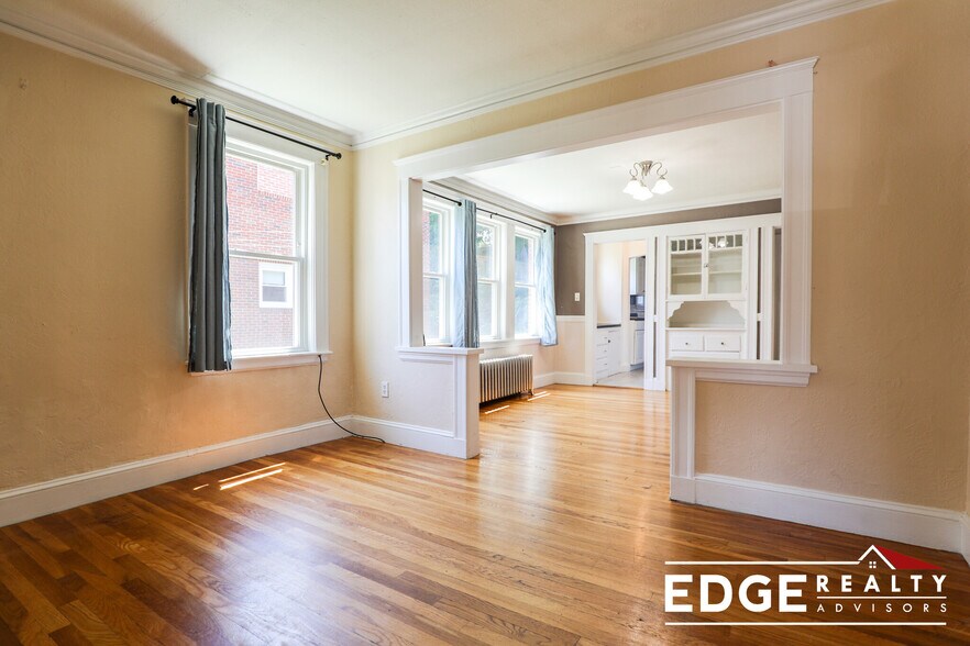 Building Photo - 86 Colborne Rd