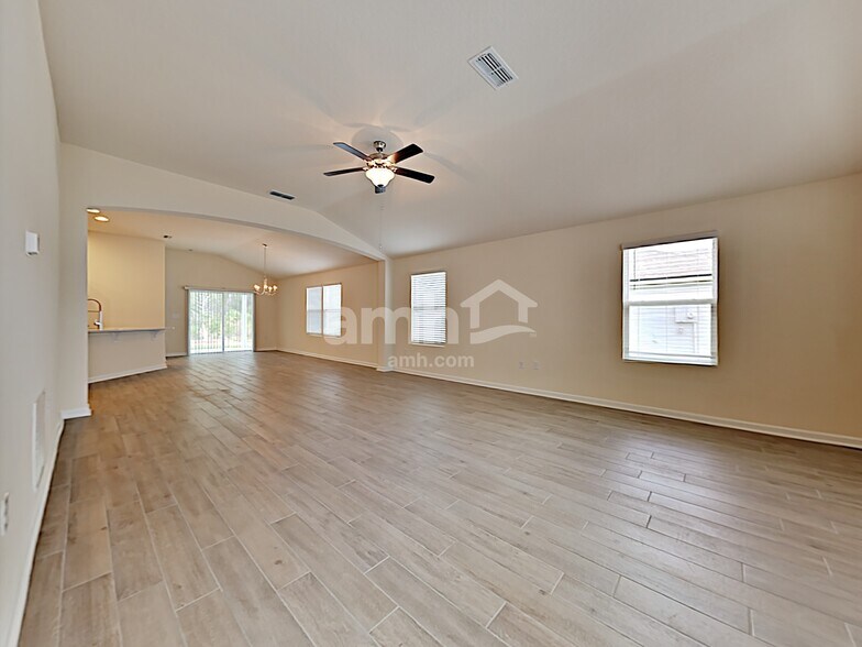 Building Photo - 351 Chasewood Dr