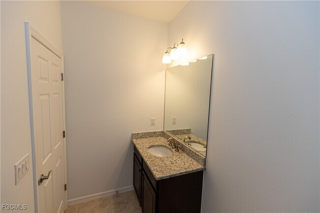 Building Photo - 3770 Tilbor Circle