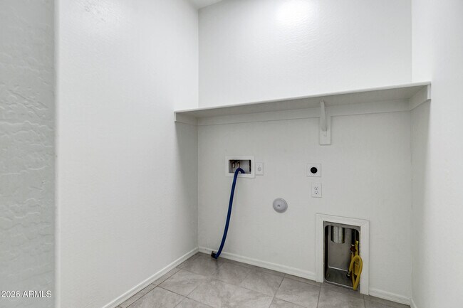 Building Photo - 18767 W Solano Dr