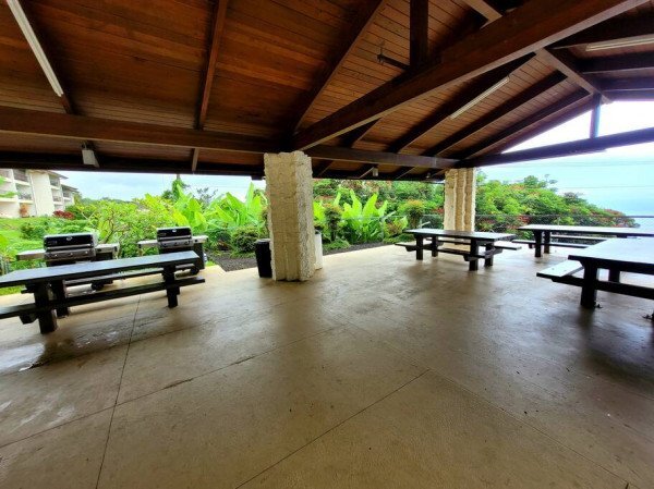 Building Photo - 79-7199-7199 Mamalahoa Hwy