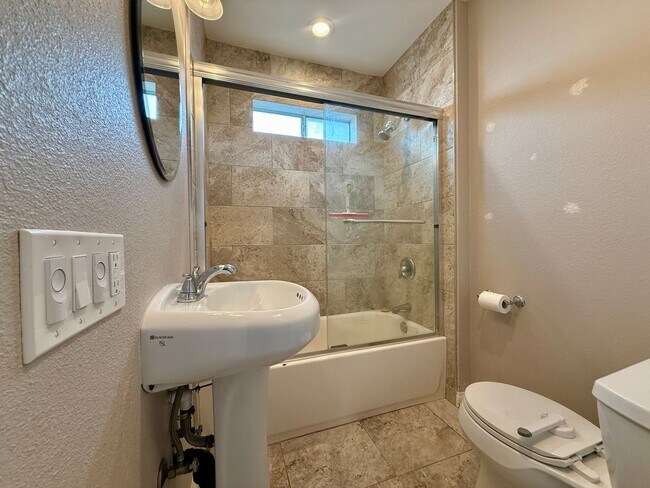Building Photo - Cottage Home in Normal Heights! Conveniently offers A/C, in Unit Washer/Dryer, Assigned Parking P...