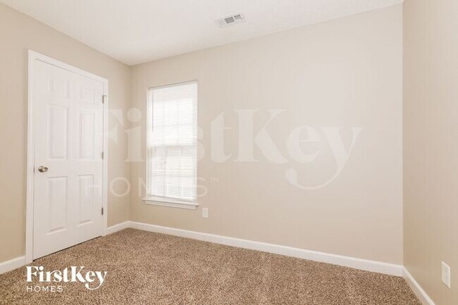 Building Photo - 3409 Braden Dr