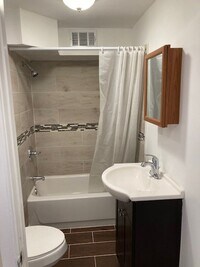 Building Photo - 4938