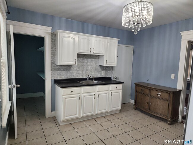 Building Photo - 30 Boston Terrace