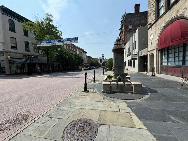 Building Photo - TWO BEDROOM CONDO in the hear of Downtown Bethlehem