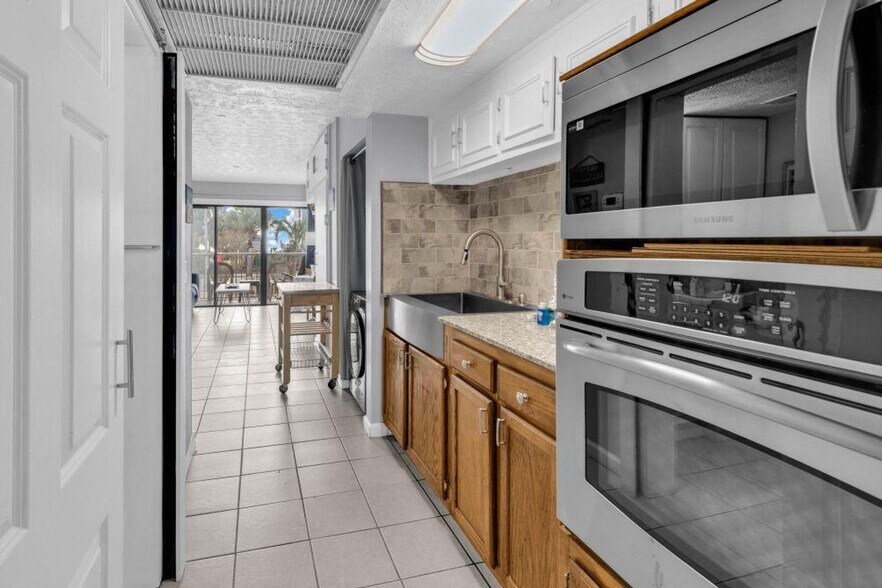 Building Photo - 2000 S Ocean Blvd