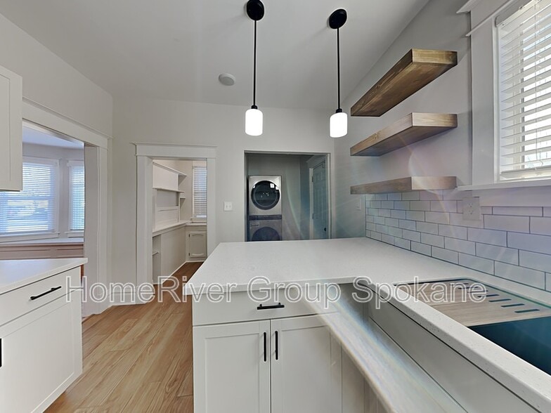 Building Photo - 2503 N Madelia St