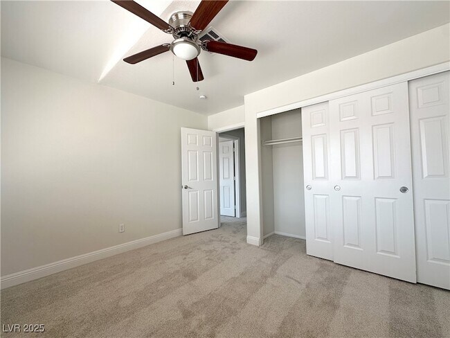 Building Photo - 7604 Cruz B