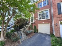Building Photo - 43003 Golf View Dr