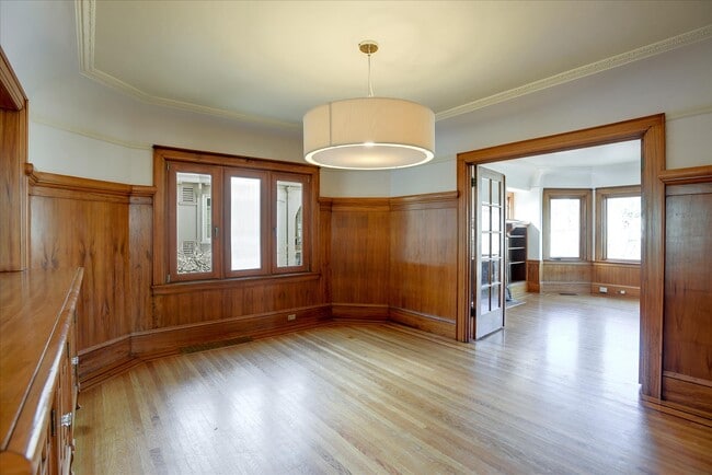 Building Photo - 175 Vasquez Ave