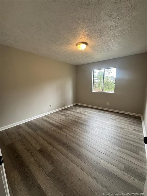Building Photo - 901 Applewood Ln