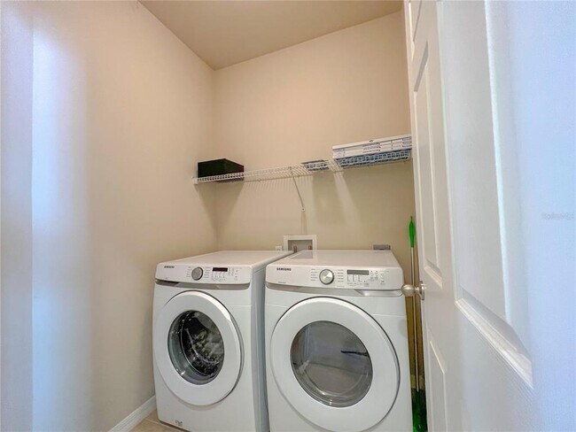 Building Photo - 8166 SW 74th Ln