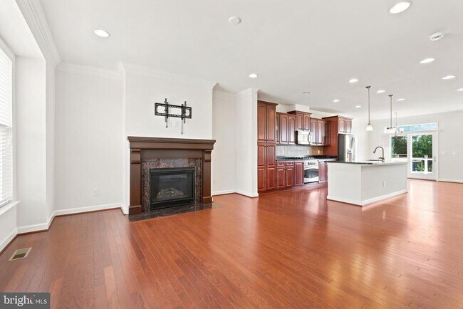 Building Photo - 42615 Beckett Terrace