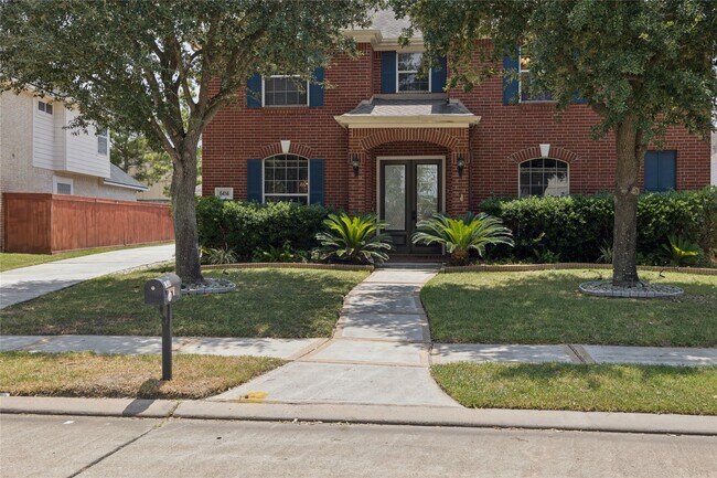 Building Photo - 6414 Pinewood Trace Ln