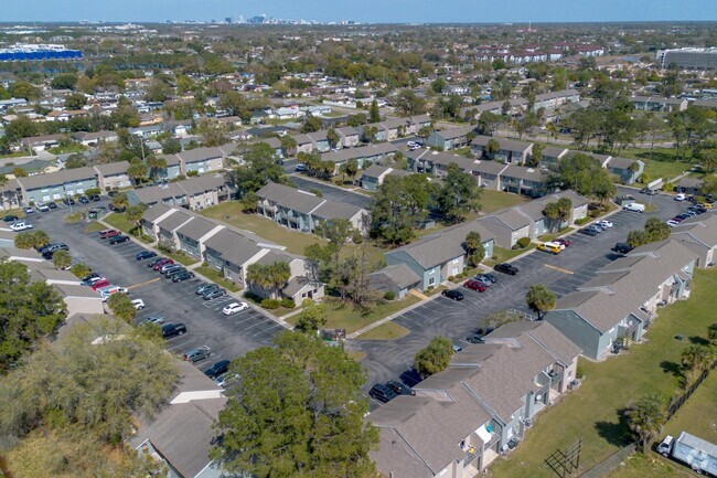 Building Photo - Woodhollow Apartments