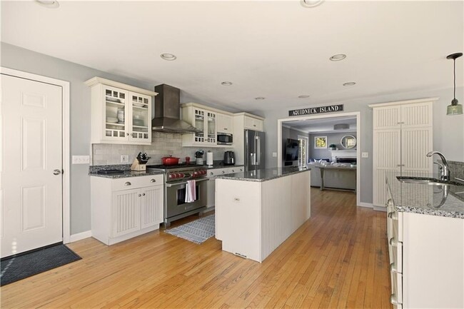 Building Photo - 105 Lilac Ln