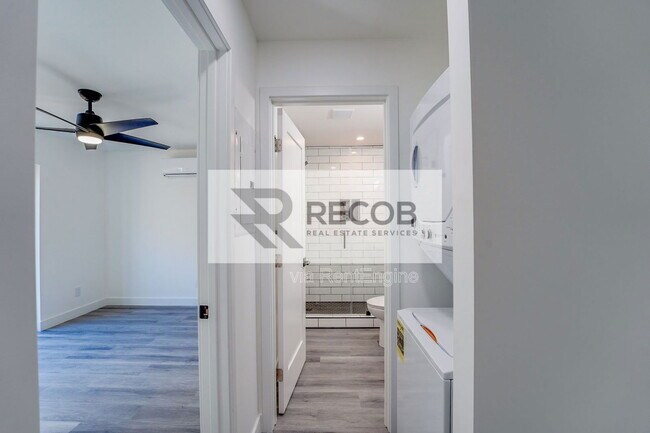 Building Photo - 3663 Budd St