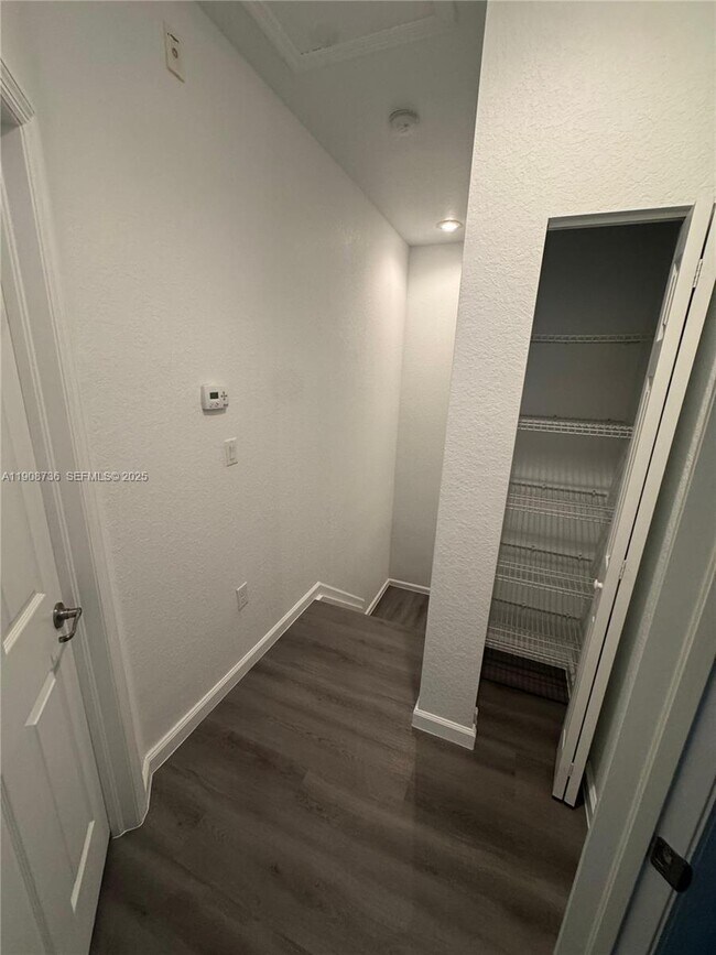 Building Photo - 11605 NW 89th St