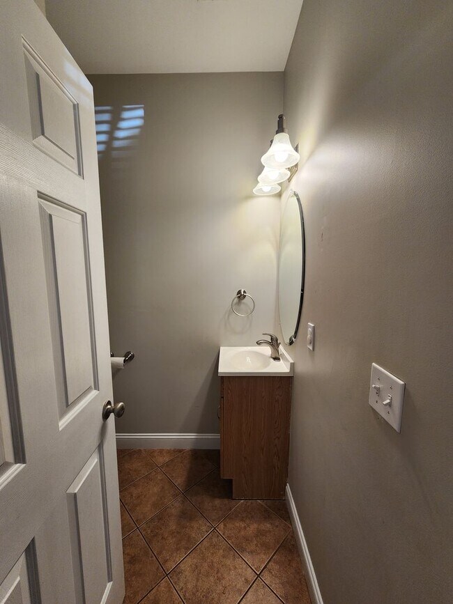 Building Photo - Montford Rental-Asheville