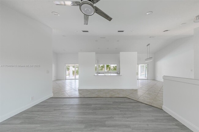 Building Photo - 3401 SW 141st Ave