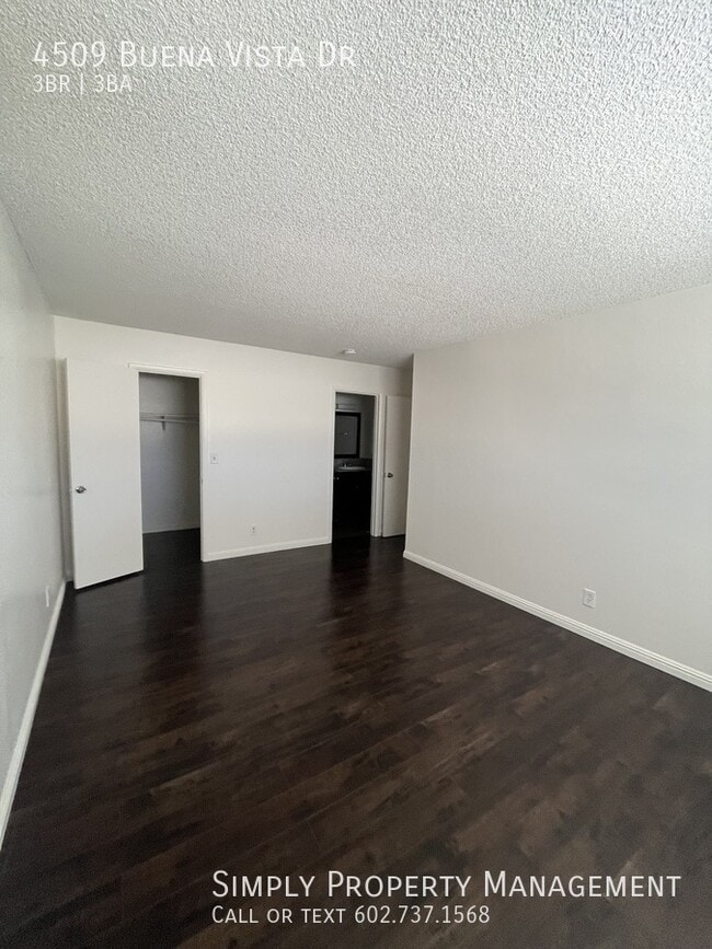 Building Photo - 4509 Buena Vista Dr
