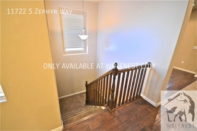 Building Photo - No Security Deposit Option! Amazing 3 Bedr...