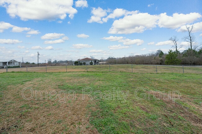 Building Photo - 1586 Arcade Terrace