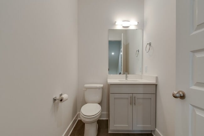 Building Photo - 700 James Ave