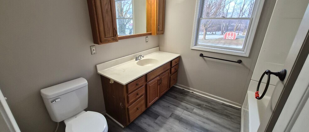 Building Photo - 5645 NY-5